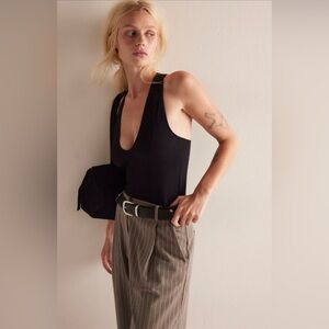 Sleek Rib Plunge Cami in Black